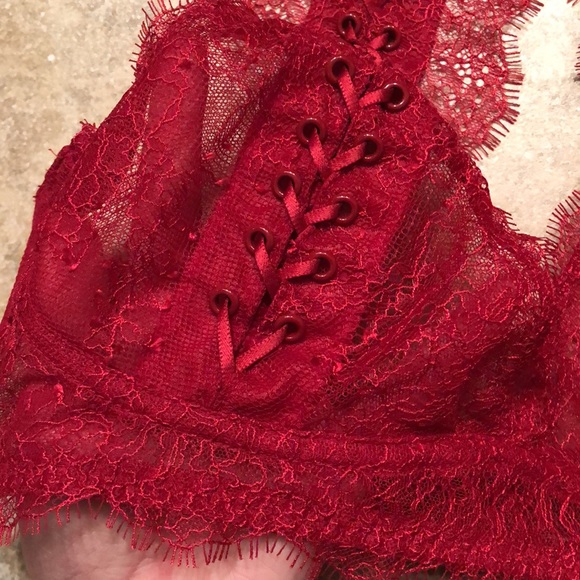 Victoria's Secret bralette/lingerie - Picture 4 of 8